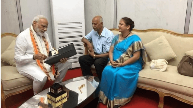 ಸಿಯಾಚಿನ್‌ನಲ್ಲಿ ಆಮ್ಲಜನಕ ಕೊರತೆ ನೀಗಿಸಿ ಸೈನಿಕರ ಬದುಕು ಉಳಿಸುತ್ತಿರುವ ದಂಪತಿಗೆ ಪ್ರಧಾನಿಯಿಂದ ಪ್ರಶಂಸೆ.!