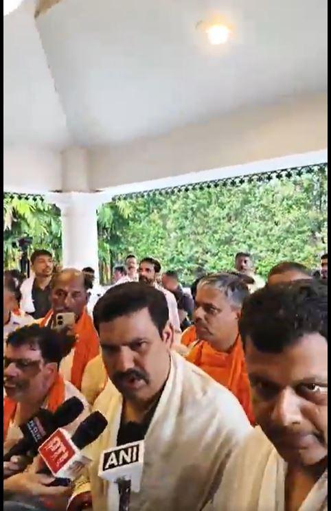 State BJP Stands in Support of Dharmasthala – Vijayendra & Team Visit Shri Kshetra Temple Today  