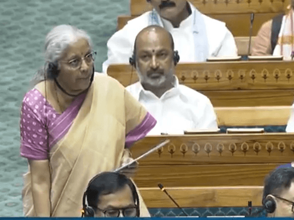 ನವದೆಹಲಿಯಲ್ಲಿ ಲೋಕಸಭೆಯಿಂದ ಆದಾಯ ತೆರಿಗೆ (ನಂ. 2) ಮಸೂದೆ 2025 ಮತ್ತು ತೆರಿಗೆ ಕಾನೂನುಗಳ (ತಿದ್ದುಪಡಿ) ಮಸೂದೆ 2025 ಅಂಗೀಕಾರ..!