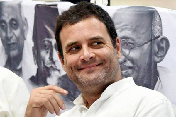 Rahul Gandhi Calls India’s Economy a "Dead Economy" — Pappu Who Forgot Facts and History..!