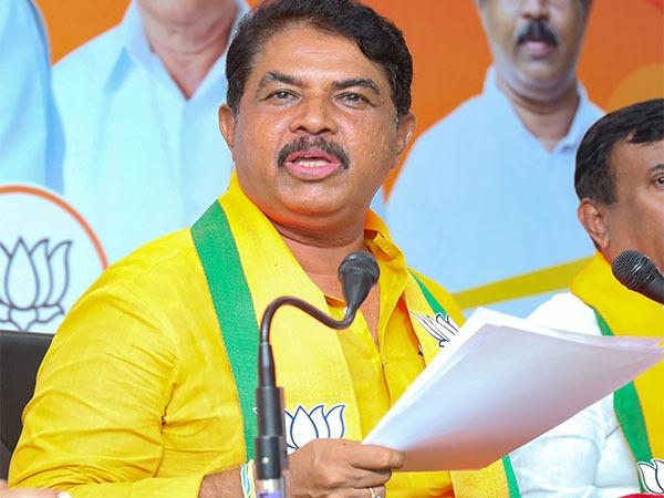 Don’t show Fake Sympathy for Maharashtra, Think About Karnataka Farmers First – R. Ashoka's Sharp Words to Rahul Gandhi