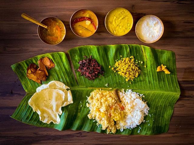 Eating on Banana Leaves – Say Goodbye to Diseases