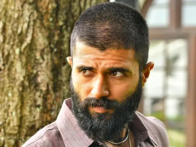  Legal Trouble for Actor Vijay Deverakonda: Case Filed Under SC/ST Act! What Exactly Happened?